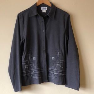 Nikki size 10 embroidered button up shirt